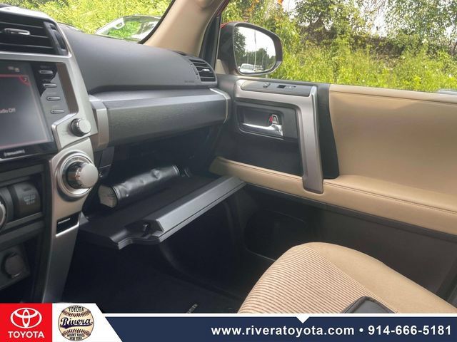 Used 2024 Toyota 4Runner SR5 RWD image 32