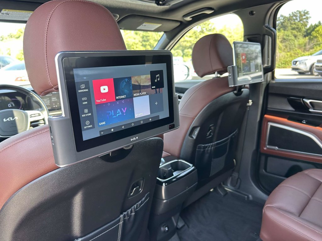 Used 2023 Kia Telluride EX w/ EX Captain's Chair Package FWD image 13