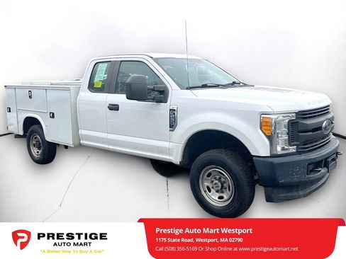 Used 2017 Ford F250 XL image 1