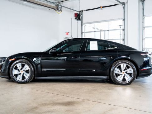 Used 2023 Porsche Taycan w/ Premium Package image 8