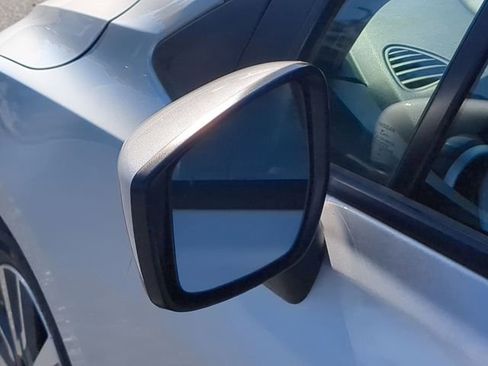 Used 2023 Nissan Versa SV image 18