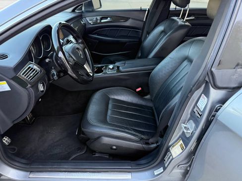Used 2012 Mercedes-Benz CLS 550 4MATIC image 11