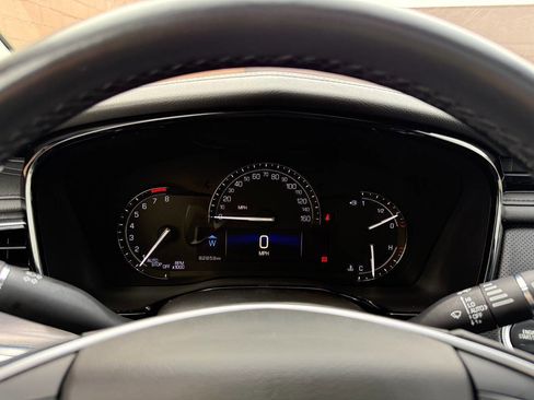 Used 2018 Cadillac XT5 Luxury image 13