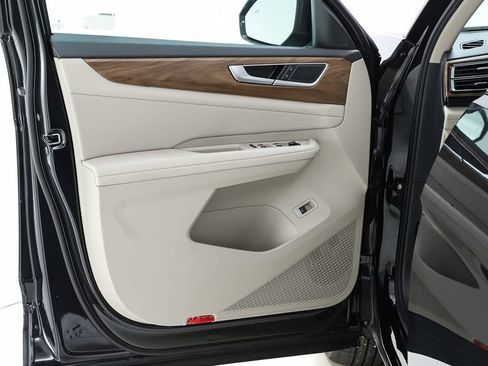New 2026 Volkswagen Atlas SE FWD image 57