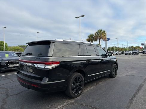 Used 2023 Lincoln Navigator L Reserve AWD/4WD image 5