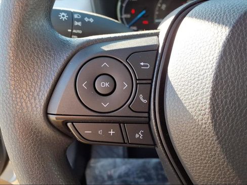 Certified 2025 Toyota RAV4 XLE image 25