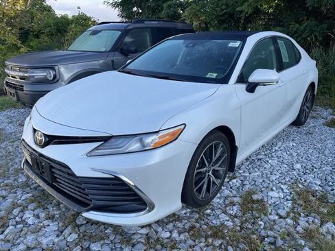 Certified 2022 Toyota Camry XLE w/ Navigation Upgrade Package AWD/4WD image 2