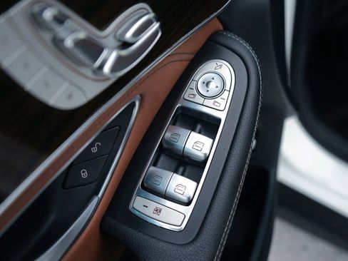 Used 2016 Mercedes-Benz GLC 300 4MATIC image 12