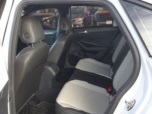 Used 2020 Volkswagen Jetta R-Line w/ R-Line Cold Weather Package image 26