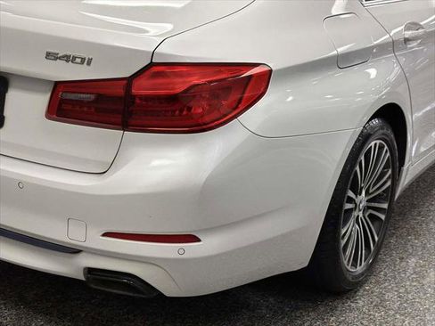 Used 2019 BMW 540i xDrive w/ Convenience Package AWD/4WD image 8