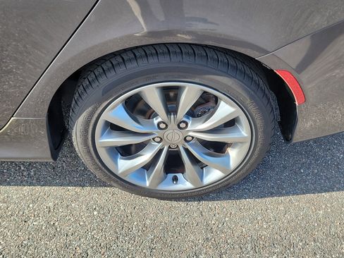 Used 2015 Chrysler 200 S w/ Navigation & Sound Group I FWD image 38