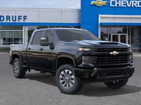 New 2026 Chevrolet Silverado 2500 Custom w/ Custom Value Package AWD/4WD image 7