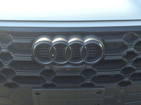 Used 2024 Audi Q5 e Premium Plus AWD/4WD image 12