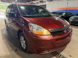 Used 2005 Toyota Sienna CE image 3