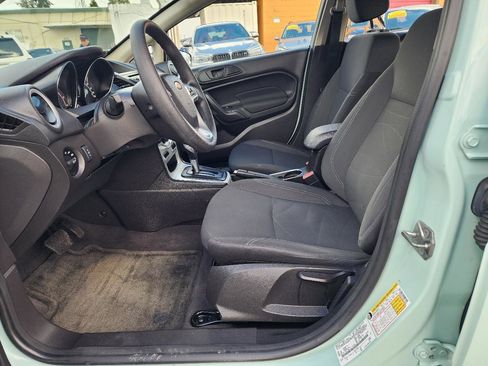 Used 2018 Ford Fiesta SE image 12
