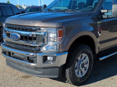 Used 2022 Ford F250 XLT w/ XLT Value Package image 11