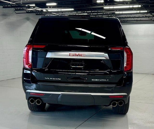 Used 2024 GMC Yukon Denali w/ Denali Reserve Package AWD/4WD image 4
