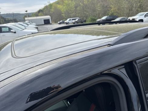 Used 2024 Chevrolet Traverse RS image 24