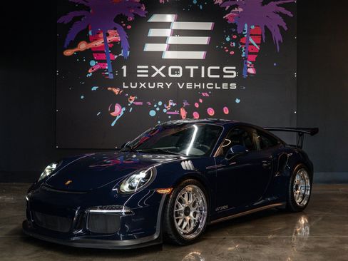 Used 2016 Porsche 911 GT3 RS w/ Sound Package Plus RWD image 3