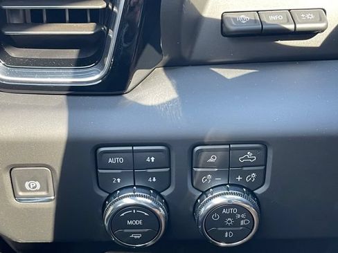 New 2026 GMC Sierra 1500 Denali AWD/4WD image 17