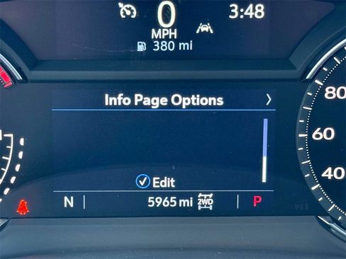 Used 2025 Cadillac XT6 Luxury image 5