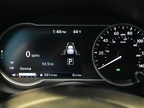 New 2025 Nissan Versa SV w/ Trunk Package image 15