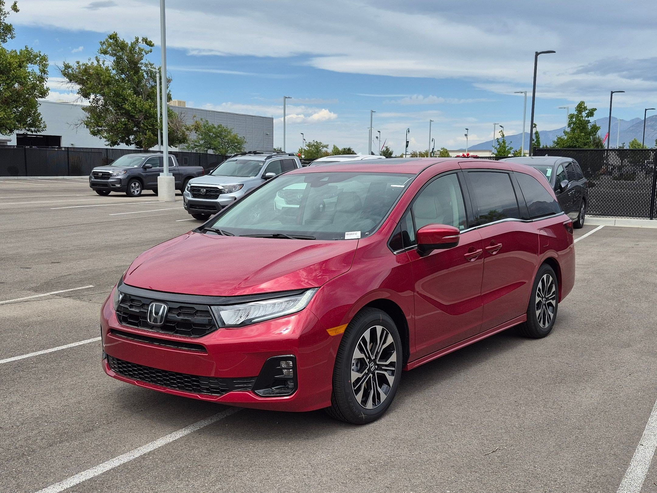 New 2026 Honda Odyssey Elite image 9