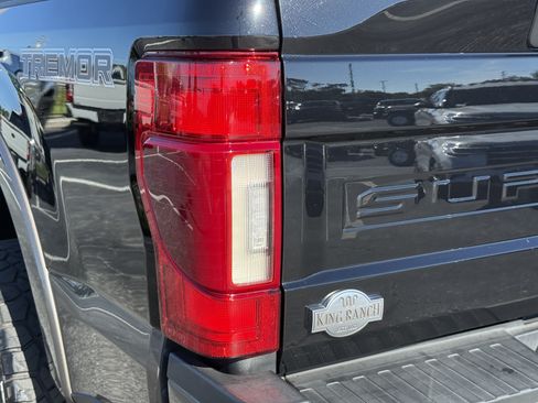 Used 2022 Ford F350 King Ranch w/ Tremor Off-Road Package AWD/4WD image 9