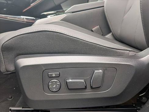 New 2026 BMW X3 xDrive30 w/ Premium Package AWD/4WD image 4
