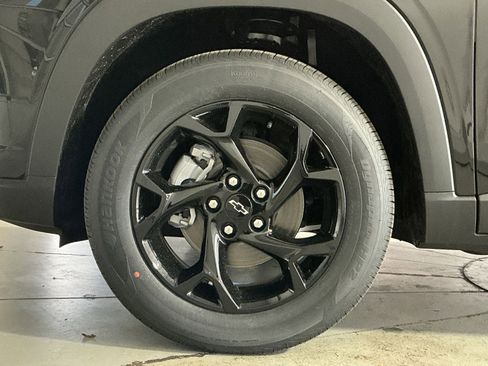 New 2026 Chevrolet Trax LT FWD image 13