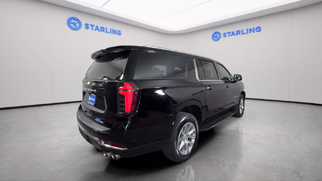 Used 2026 Chevrolet Suburban Premier AWD/4WD image 8