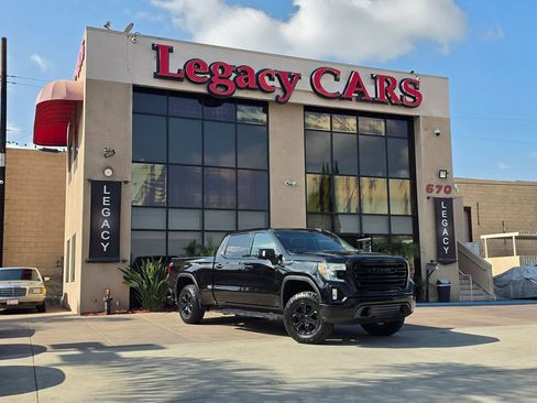 Used 2021 GMC Sierra 1500 SLT image 2