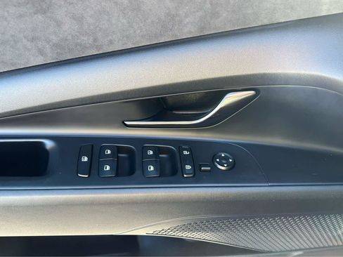 Certified 2023 Hyundai Elantra N FWD image 30