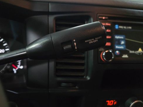 Used 2018 Nissan NV 3500 SL image 22