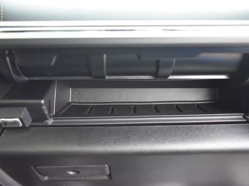 Used 2019 Ford Expedition Platinum image 60