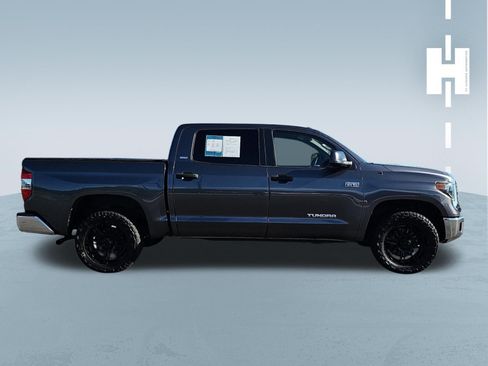 Used 2019 Toyota Tundra SR5 AWD/4WD image 3
