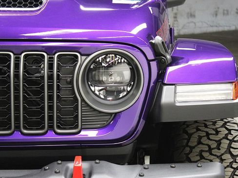 New 2026 Jeep Wrangler Unlimited Rubicon AWD/4WD image 31