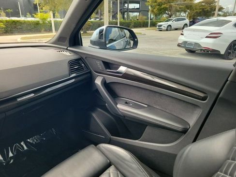 Used 2021 Audi SQ5 Premium Plus w/ Premium Plus Package image 13