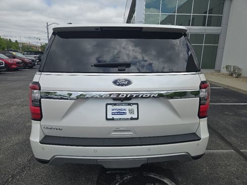 Used 2019 Ford Expedition Limited w/ Special Edition Package RWD image 7