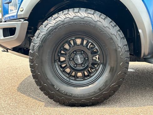 Used 2018 Ford F150 Raptor w/ Equipment Group 802A Luxury AWD/4WD image 25