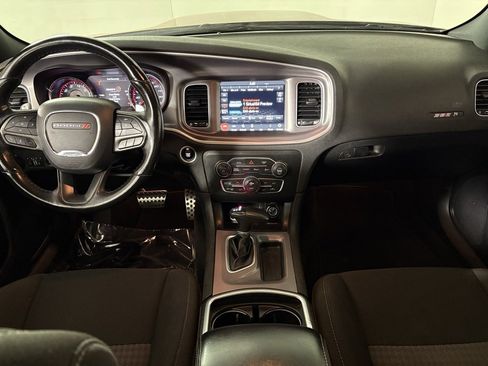 Used 2022 Dodge Charger Scat Pack w/ Driver Convenience Group image 37