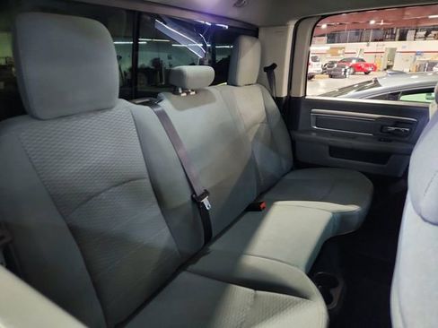 Used 2019 RAM 1500 Classic SLT image 22
