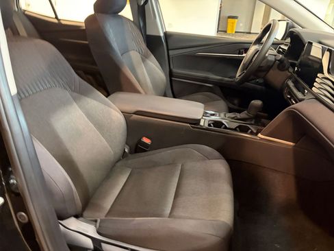 Used 2025 Toyota Camry LE image 35