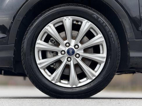 Used 2018 Ford Escape Titanium image 13