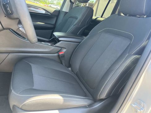 Used 2022 Jeep Grand Cherokee Laredo AWD/4WD image 21