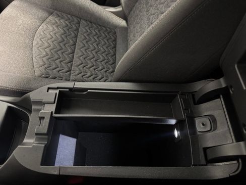 Used 2022 Chevrolet Equinox LT image 49