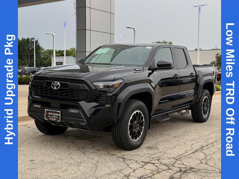 Used 2024 Toyota Tacoma TRD Off-Road w/ TRD Off Road Upgrade Package AWD/4WD image 7