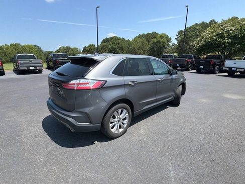 Used 2021 Ford Edge Titanium FWD image 13