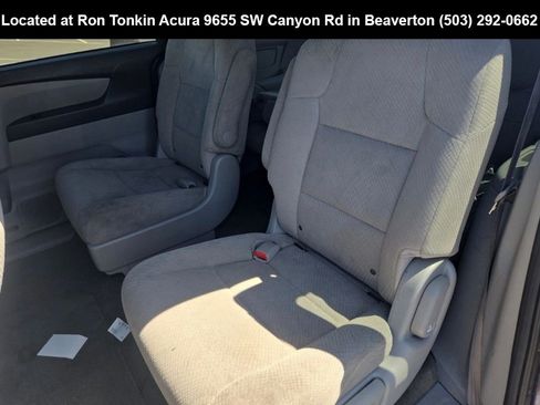Used 2015 Honda Odyssey LX image 9