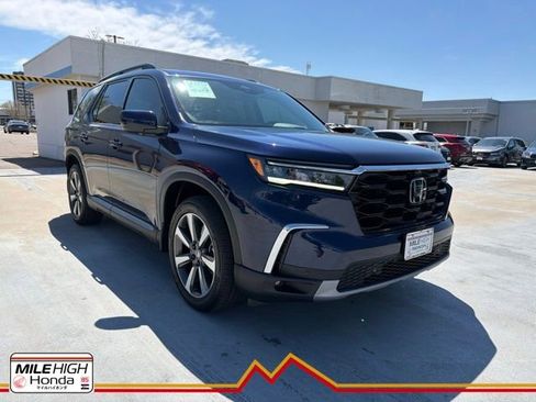 Certified 2025 Honda Pilot Elite image 1